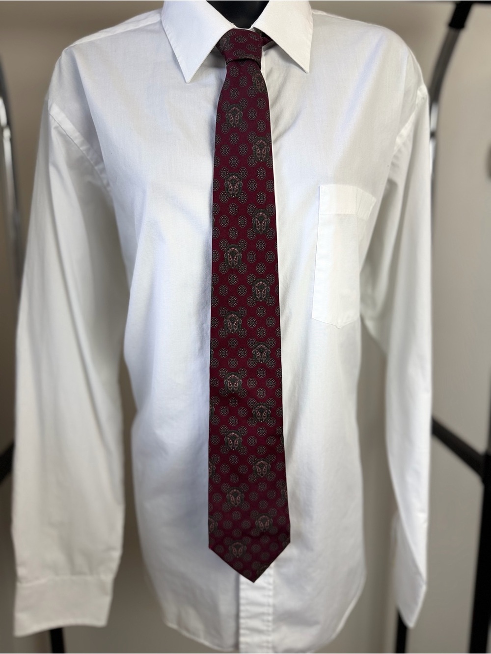 Lanvin Paris 100% Silk Burgundy Paisley Medallion Tie